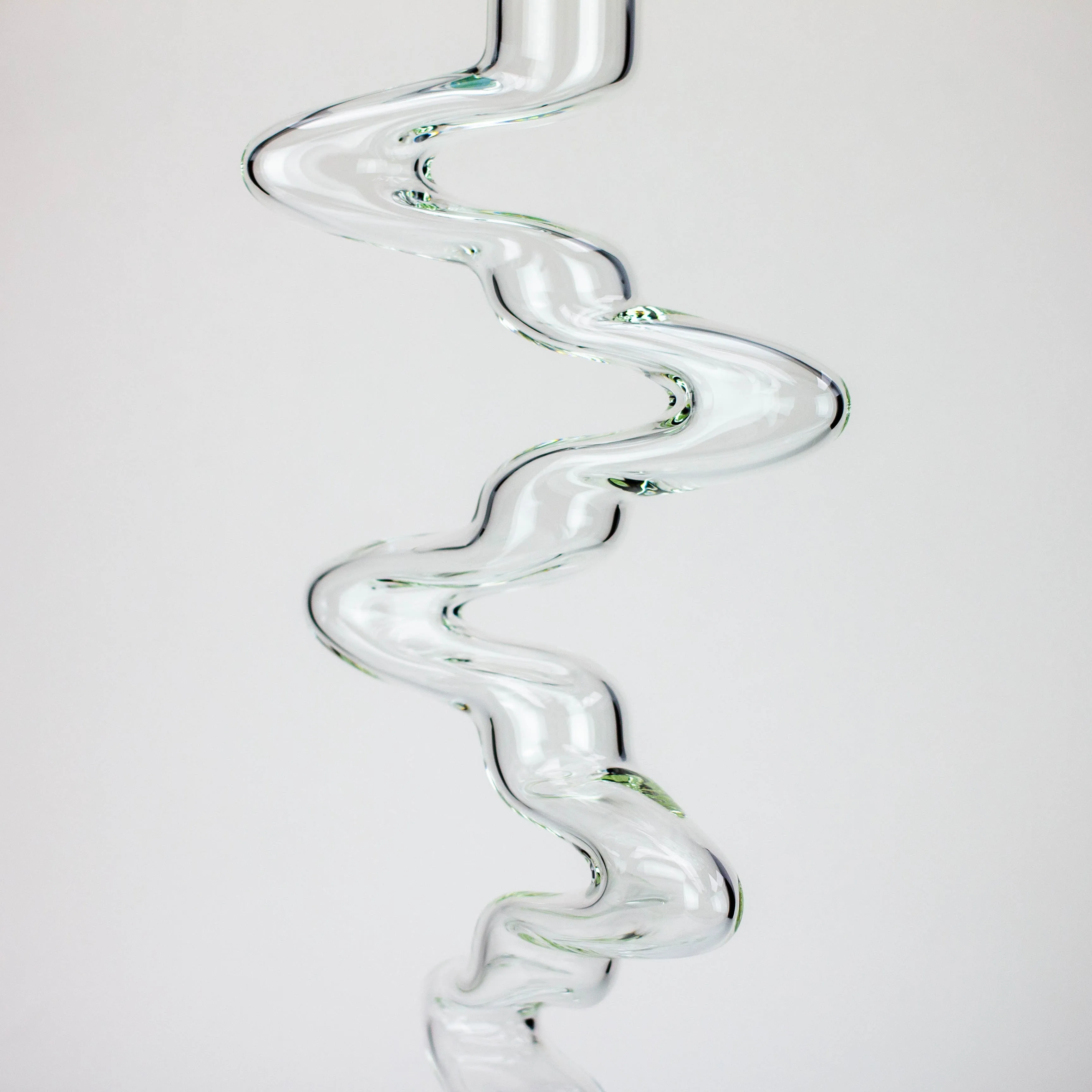 28" Xtream Zig Zag Bong 7mm Glass