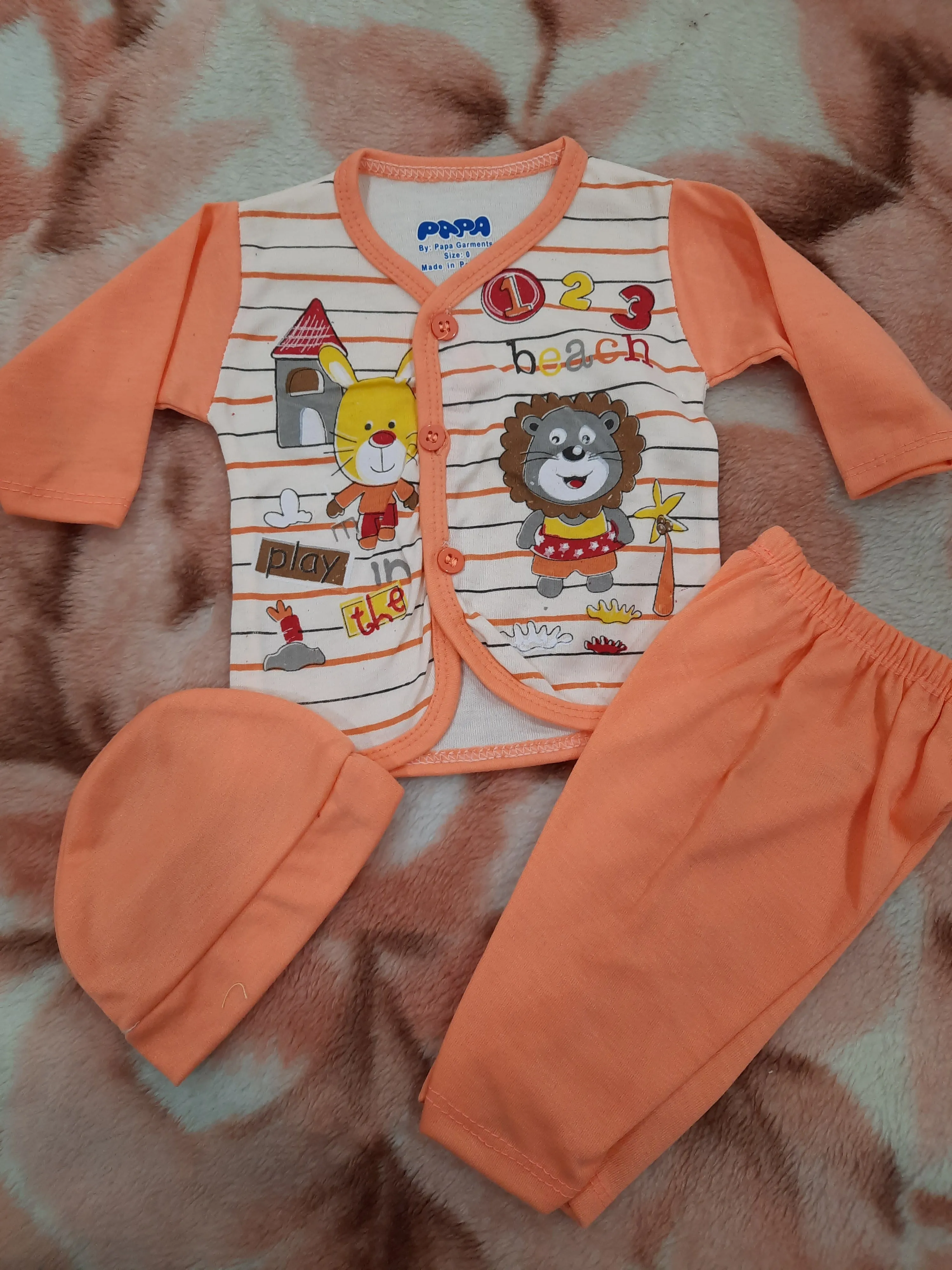 Baby suit of 3 pcs with matching cap