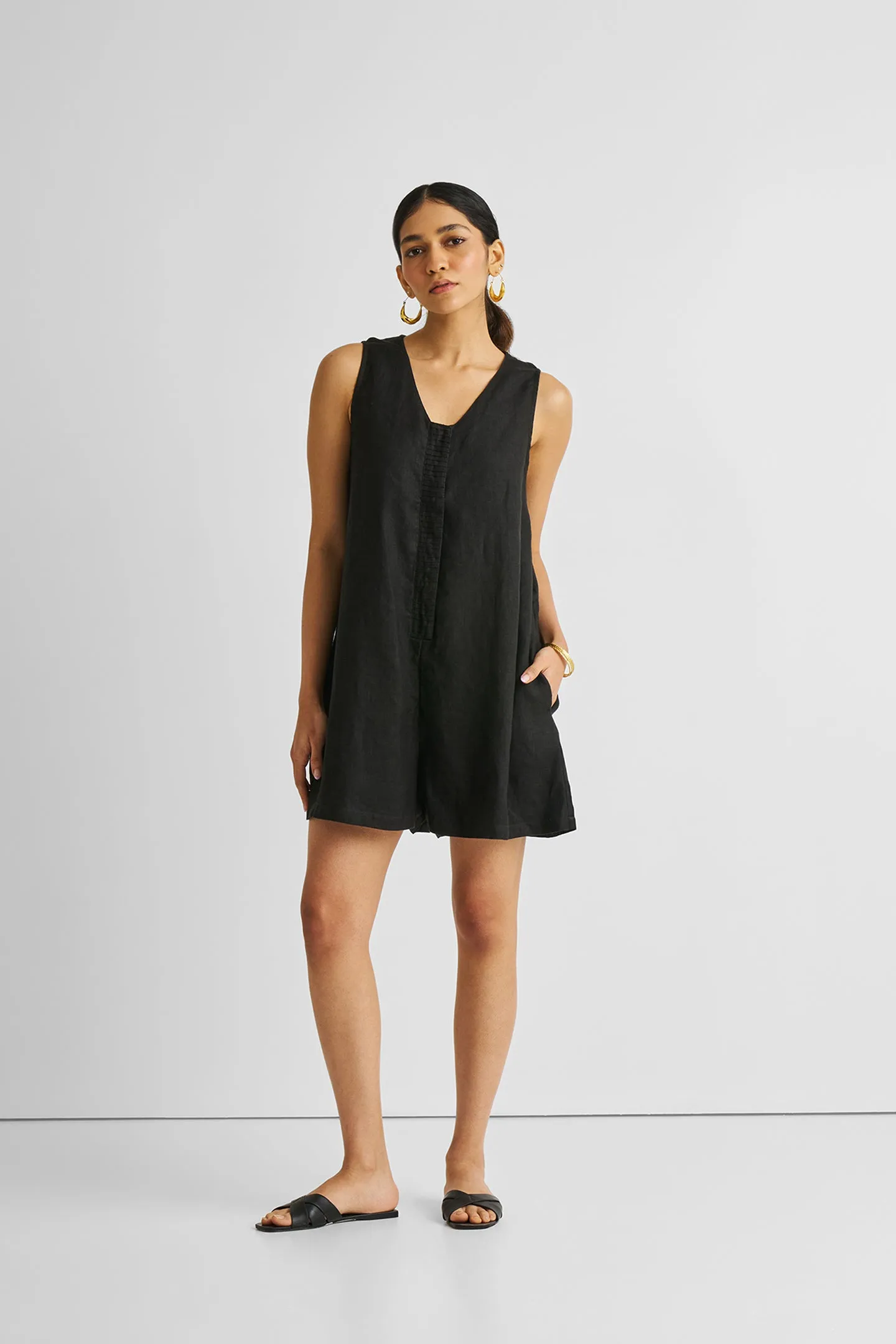 Reistor Romp and Play Romper in Black